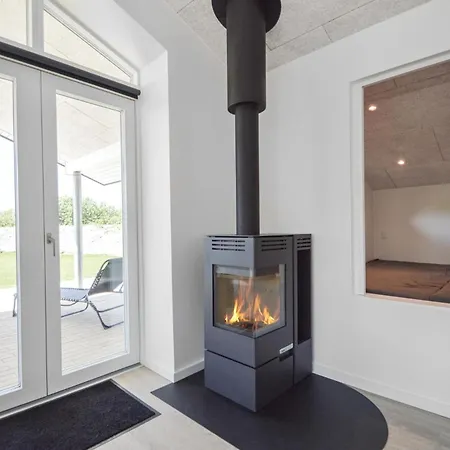 Stunning In Romo With Wifi Bolilmark